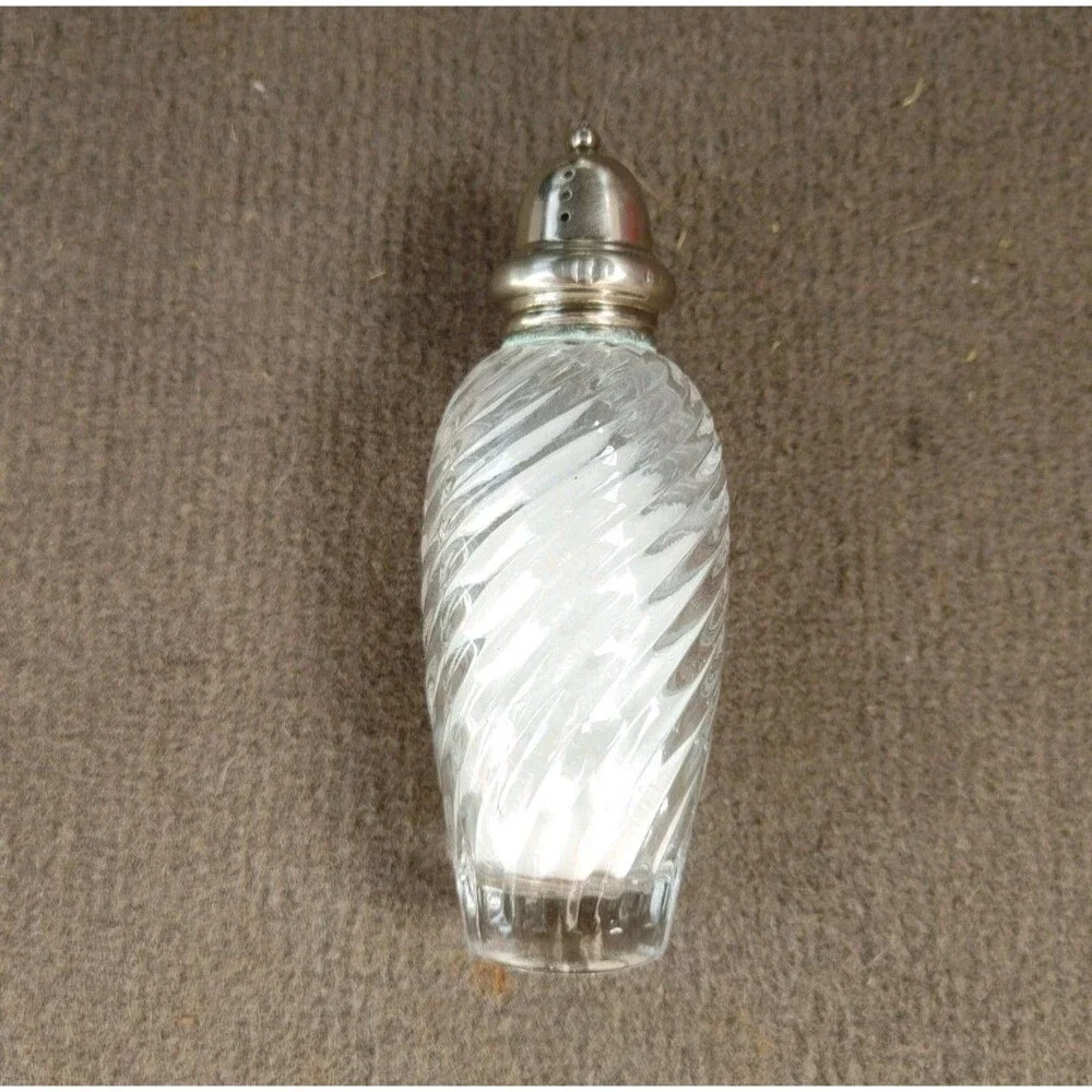 Vintage Japanese Clear Glass Swirl Design Round Salt & Pepper Shakers (202)
